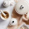 Cocotte de ferro fundido, 20 cm, cor merengue - Le Creuset