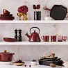 Fonte de cerâmica grés esmaltada para forno, cor preta, 2,4 litros - Le Creuset